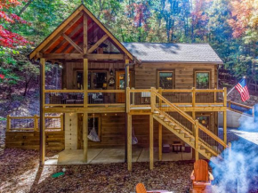 Brand New Build Luxury Mountain Chalet with Hot tub, pool, Game Room, Premium features